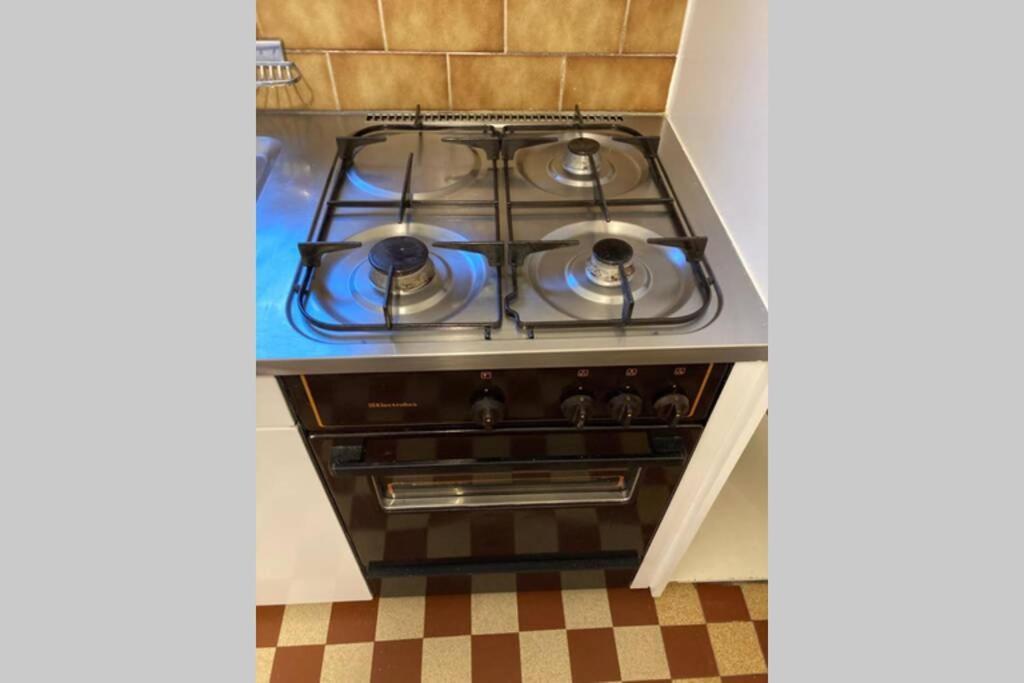 Joli 2 Pieces Dernier Etage, Lausanne Centre Εξωτερικό φωτογραφία
