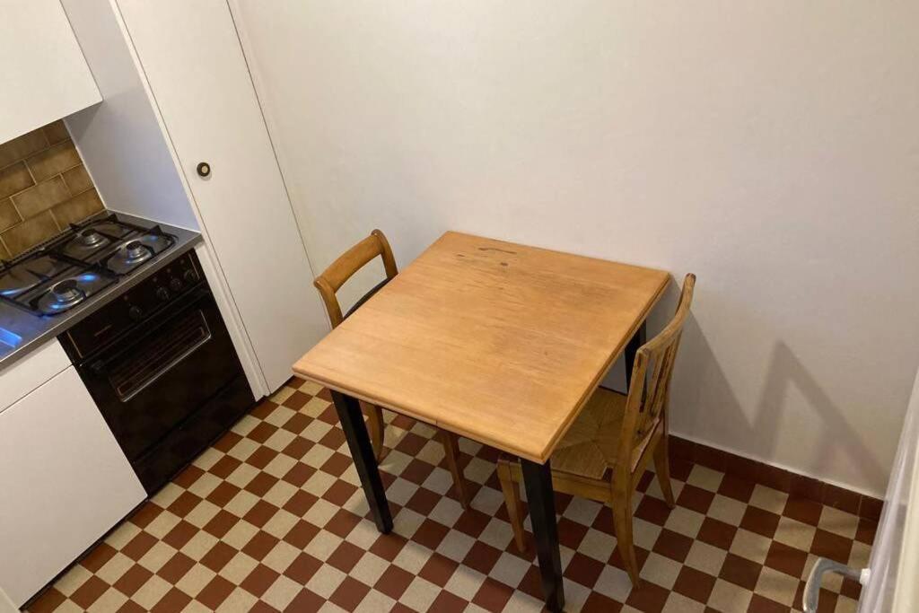 Joli 2 Pieces Dernier Etage, Lausanne Centre Εξωτερικό φωτογραφία